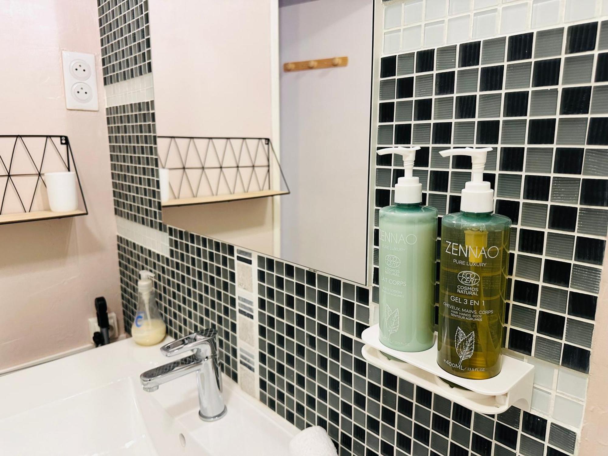 Orleans Centre Proche Gare - Appartement Fonctionnel Residence Calme Parking Prive Gratuit - Le Central Elegance Εξωτερικό φωτογραφία