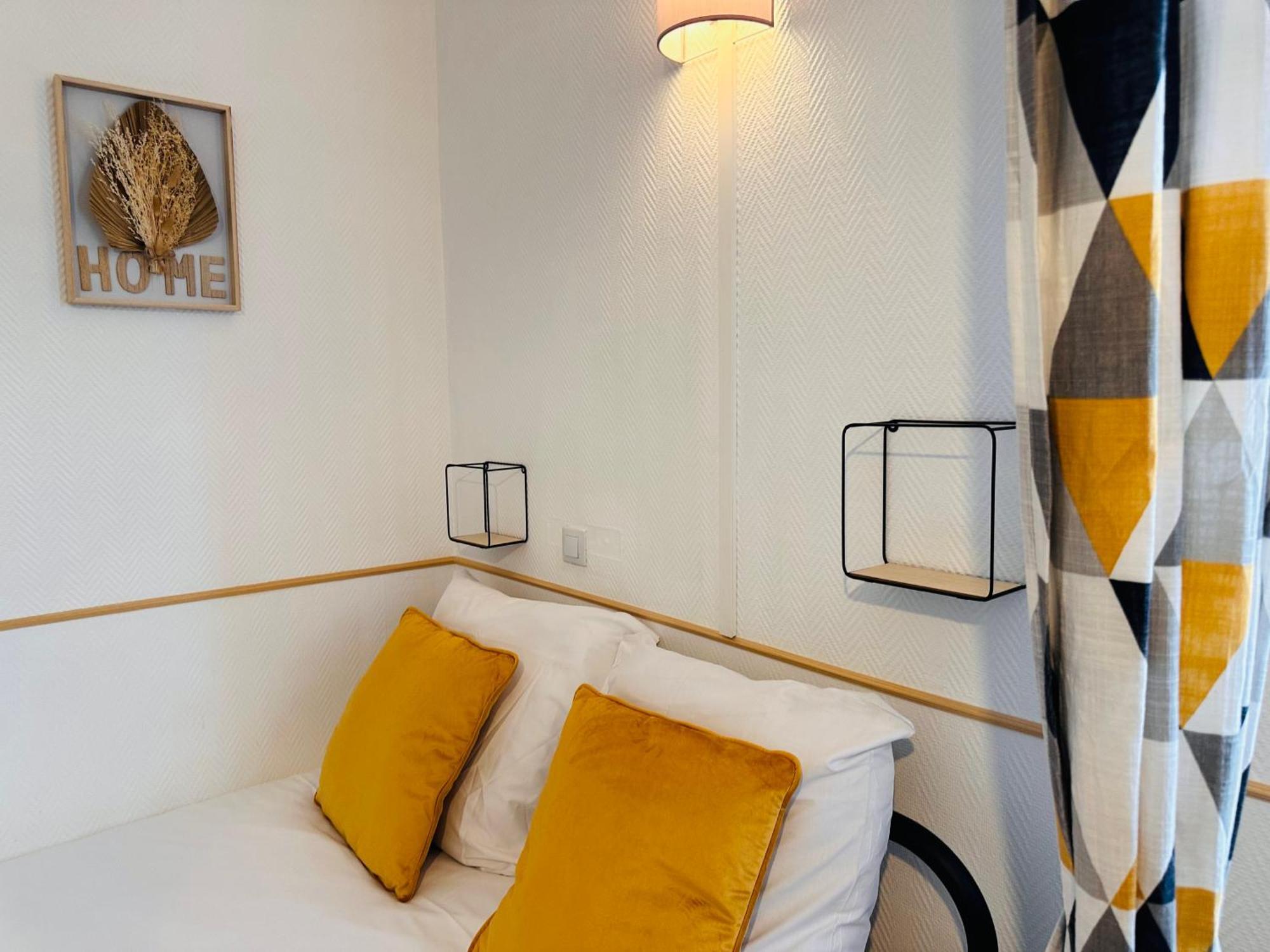 Orleans Centre Proche Gare - Appartement Fonctionnel Residence Calme Parking Prive Gratuit - Le Central Elegance Εξωτερικό φωτογραφία