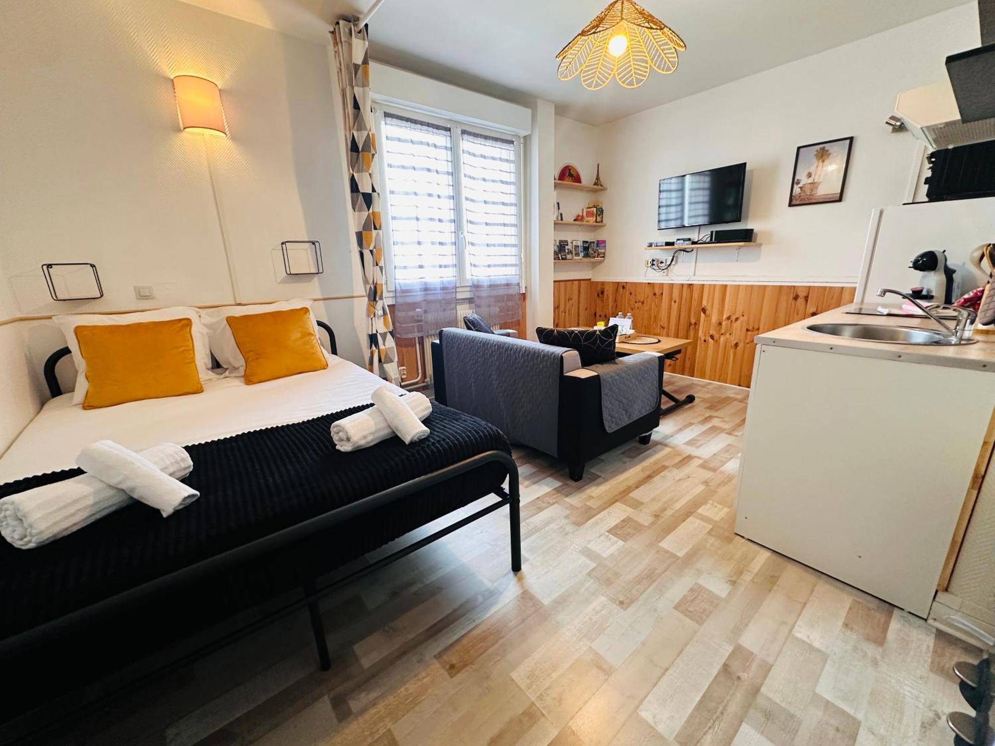 Orleans Centre Proche Gare - Appartement Fonctionnel Residence Calme Parking Prive Gratuit - Le Central Elegance Εξωτερικό φωτογραφία