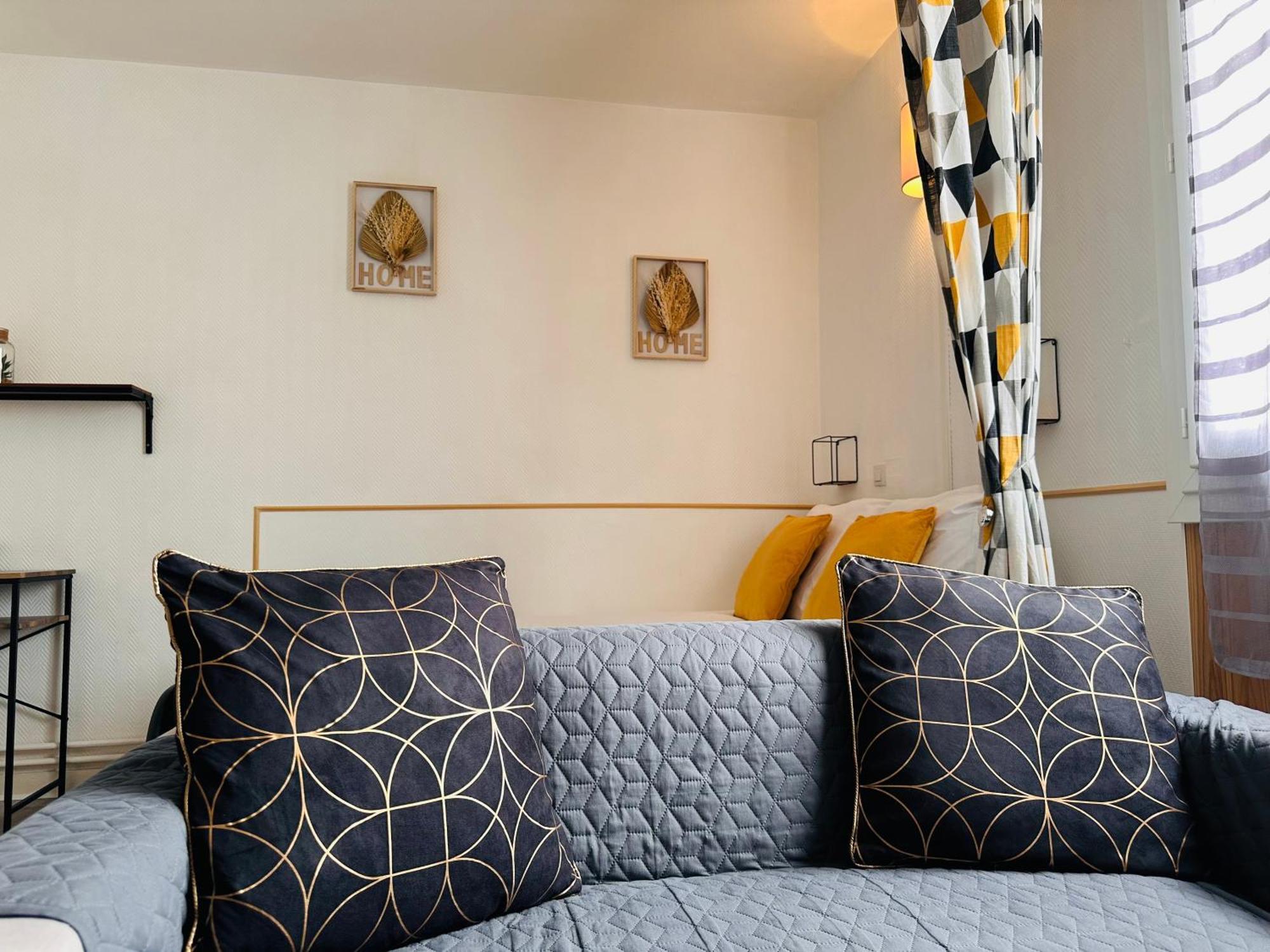 Orleans Centre Proche Gare - Appartement Fonctionnel Residence Calme Parking Prive Gratuit - Le Central Elegance Εξωτερικό φωτογραφία